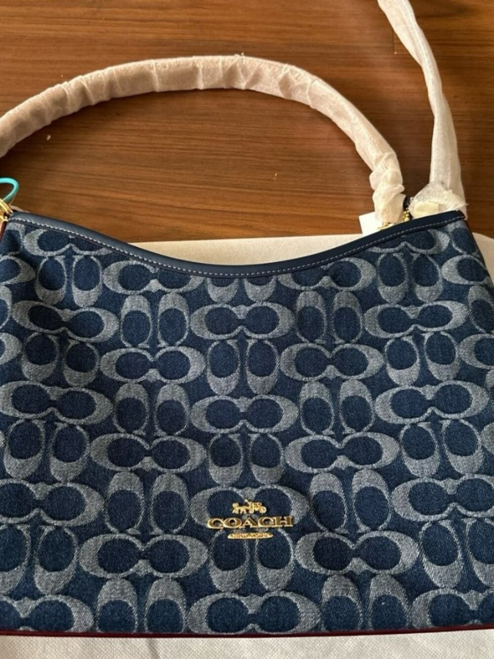 Coach Laurel CY702 Denim Shoulder Crossbody Bag. - Picture 3 of 9